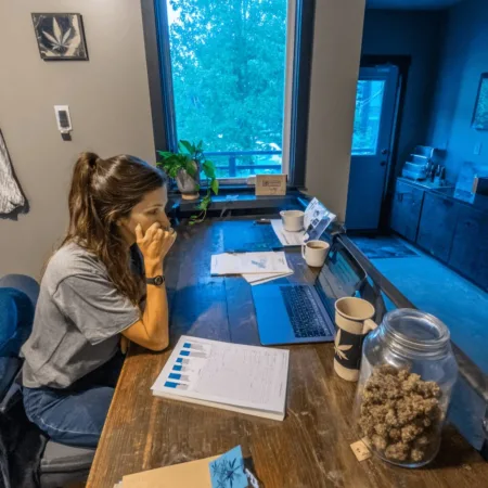 Medical Cannabis Evidence Gaps: What the Hype Isn’t Telling You Ready to uncover medical cannabis evidence gaps? Discover why experts say the hype doesn’t match the proof—click to explore what’s really missing.