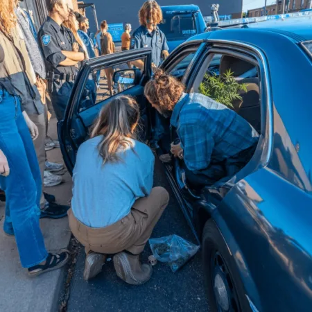 Shocking twists in the Little Rock marijuana police chase! See how a daring escape ended in the River Market District. Can’t-miss details inside.