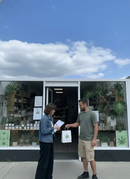 How Cannabis Retail Market Penalties Could Reshape Legal Weed’s Future Curious about cannabis retail market penalties and new legislation? Discover how Spanberger's bill could impact retailers—don't miss crucial details inside.