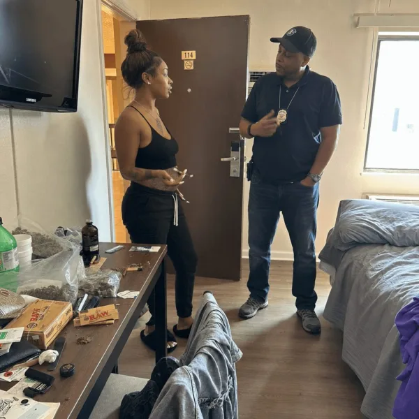 Clayton County Hotel Drug Bust Shocks Community: What Really Happened? Discover shocking details of the Clayton County hotel drug bust. What really happened that landed a Michigan woman behind bars? Get the inside story now.
