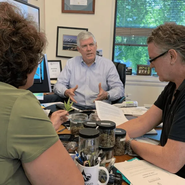 Curious about the Redmond cannabis dispensary policy? Discover what Mayor Ed Fitch says and what the rules mean for you! Click to get the inside scoop.